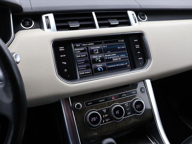 Land Rover Range Rover Sport 3,0 SDV6 215kW Kůže Kamera CZ - fotka 27 z 41
