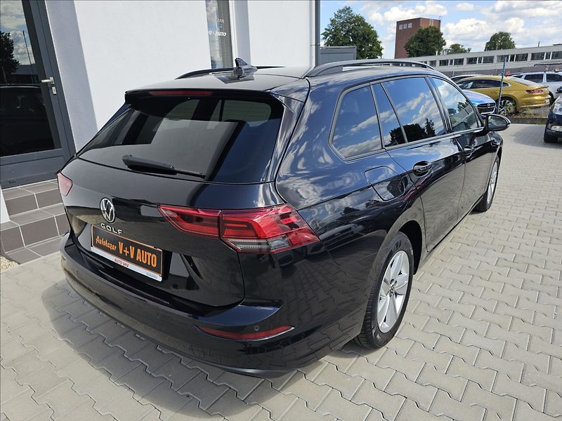 Volkswagen Golf 8 2,0TDi 110KW DSG STYLE - fotka 6 z 41