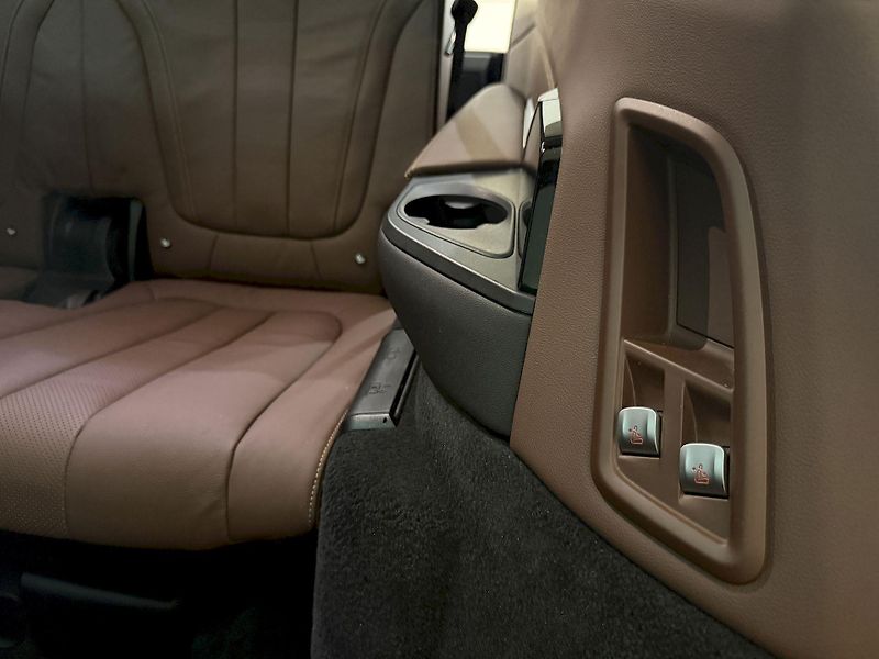 BMW X7 xDrive30d M-Sport Laser FULL - fotka 25 z 53