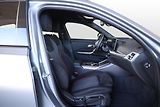 BMW Řada 3 330d xDrive Touring - náhled 23