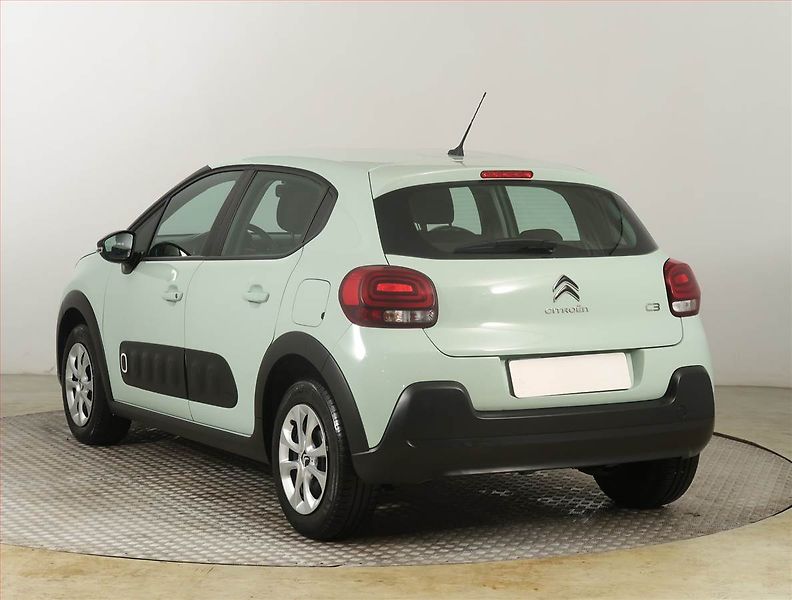 Citroën C3 (2018) 1.2 PureTech, ČR,1.maj - fotka 4 z 17