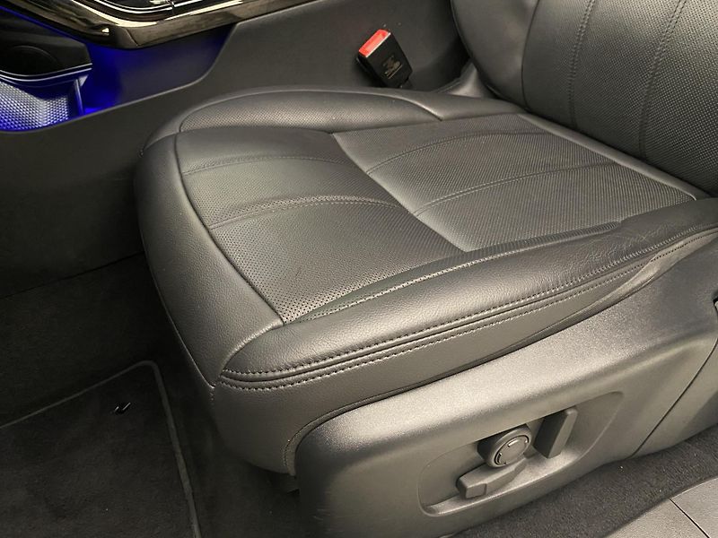 Land Rover Range Rover Evoque D200 R-DYNAMIC AWD AUT  - fotka 24 z 41