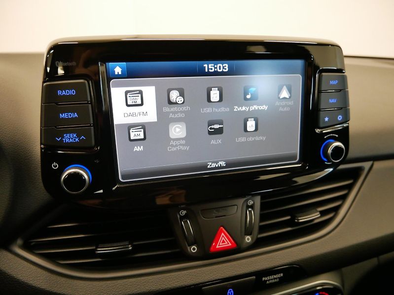 Hyundai i30 - fotka 18 z 23
