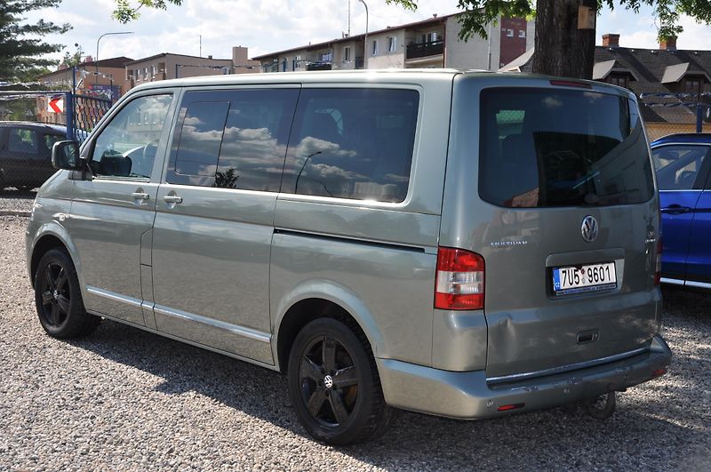 Volkswagen Multivan 2.5TDi 128kW 4x4 - fotka 4 z 14