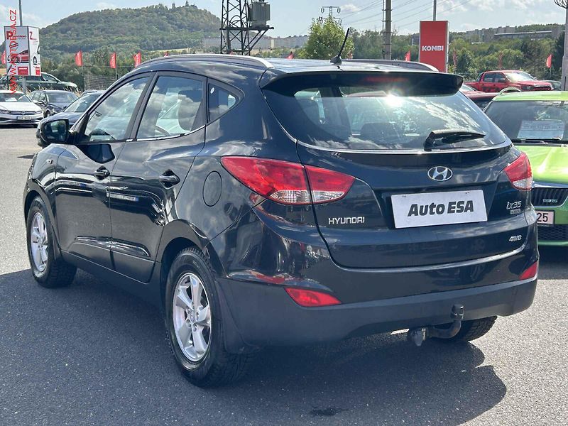 Hyundai ix35 (2010) 2.0TDCi 4x4, ČR, Bixen, AC - fotka 6 z 18