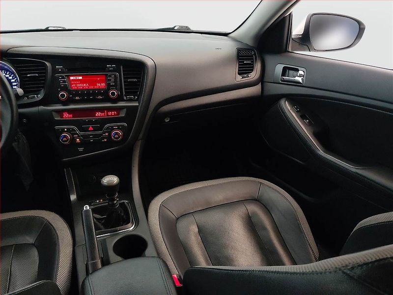 Kia Optima (2012) 1.7 CRDi, Tempomat - fotka 8 z 19