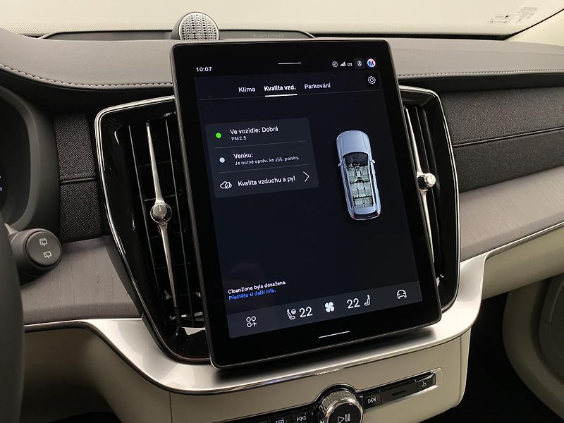 Volvo XC90 (2026) B5 AWD AUT BRIGHT PLUS 7míst - fotka 44 z 68