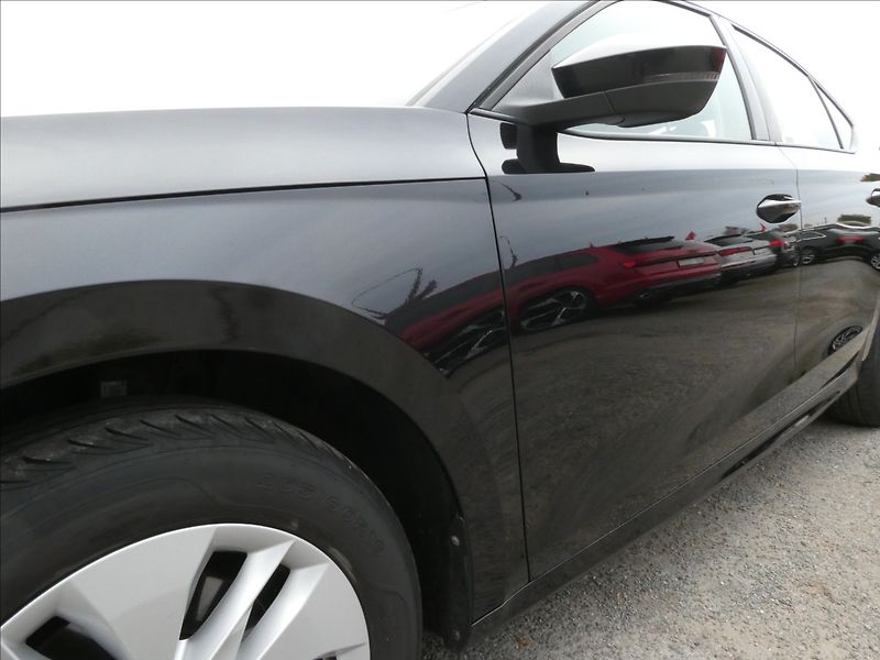 Škoda Octavia 2,0 TDi 110kW serviska,ČR,DPH - fotka 15 z 46