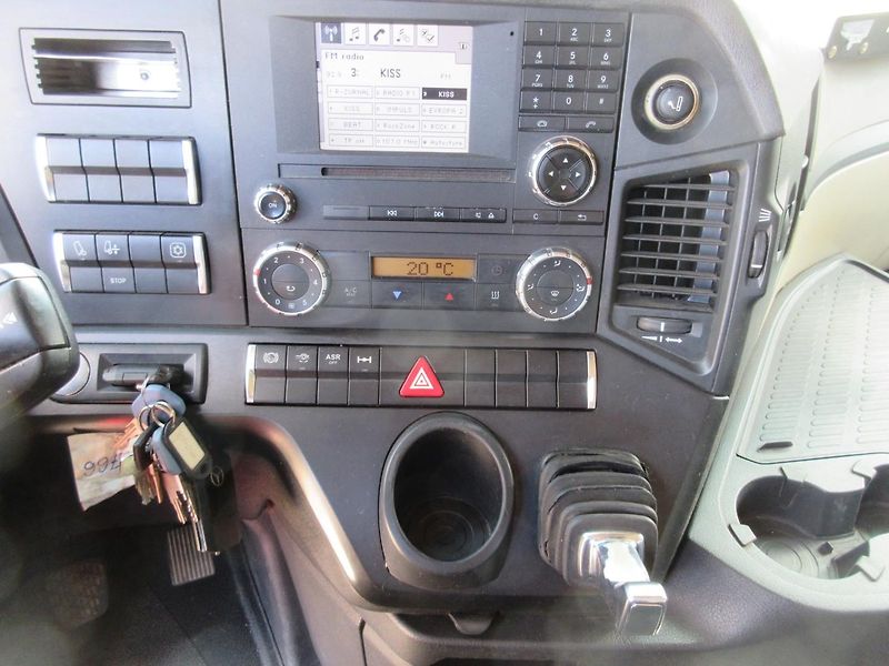 Mercedes-Benz Actros 1842 standard - fotka 12 z 21
