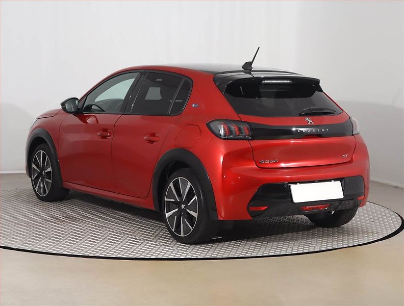 Peugeot 208 (2021) 50 kWh, SoH 91%, Automat - fotka 4 z 27