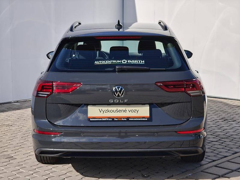 Volkswagen Golf Life 6G 1,5TSi - fotka 20 z 21