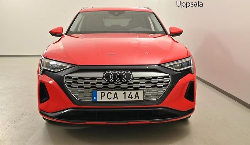 Audi Q8 e-tron 55 Q Kam 4 zóny Matrix BLIS - fotka 2 z 9