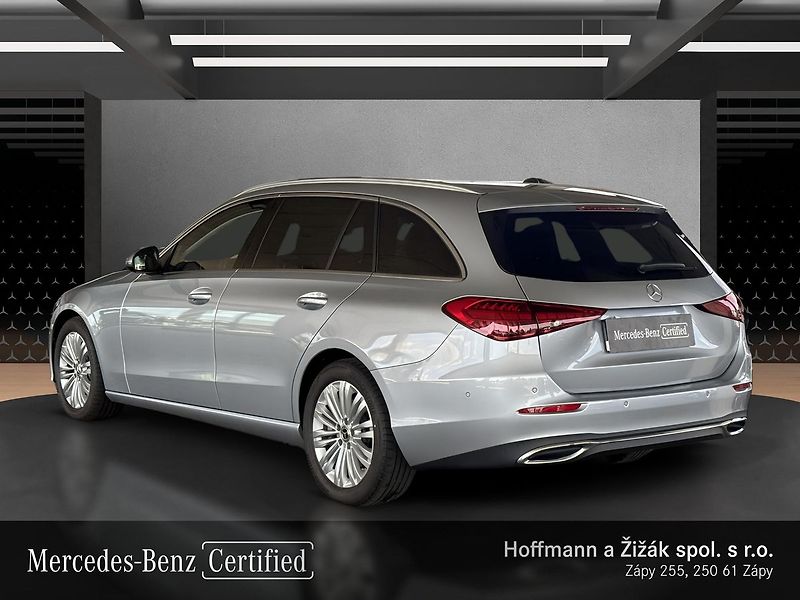 Mercedes-Benz Třídy C 220 d 4MATIC kombi - fotka 7 z 20