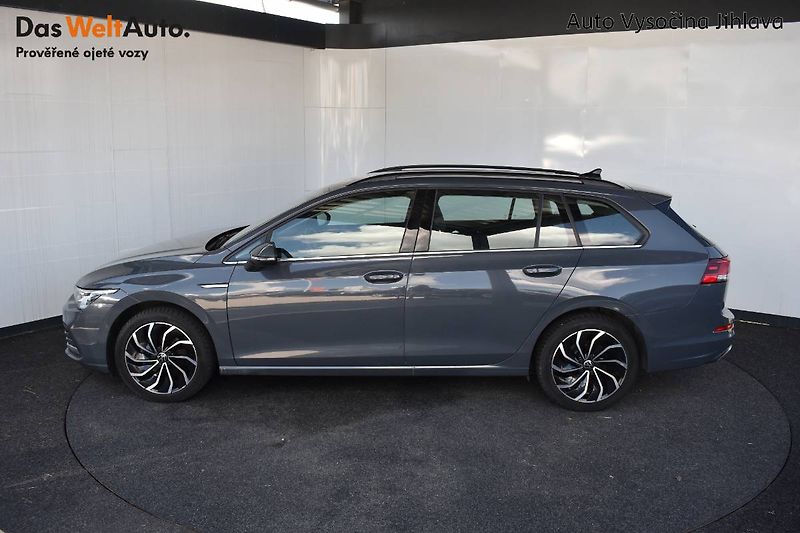 Volkswagen Golf Variant (2023) 1.5TSI 96kW Style,Manuál - fotka 3 z 26