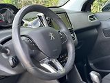 Peugeot 208 1.2i KLIMA PANORAMA TEMPOMAT - náhled 15