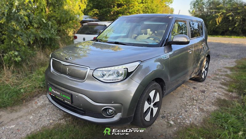 Kia Soul (2016) EV 27 kWh – kamera, panorama - fotka 4 z 12