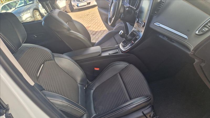 Renault Scénic 1,2 2017, TAŽNÉ, TOP STAV, PAN - fotka 13 z 20