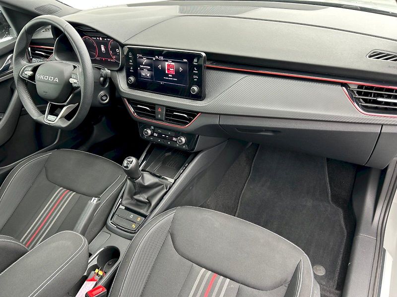 Škoda Scala (2025) Monte Carlo 1.0 TSI 85 kW - fotka 15 z 33