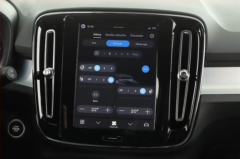 Volvo XC40 (2026) B3 - fotka 13 z 23