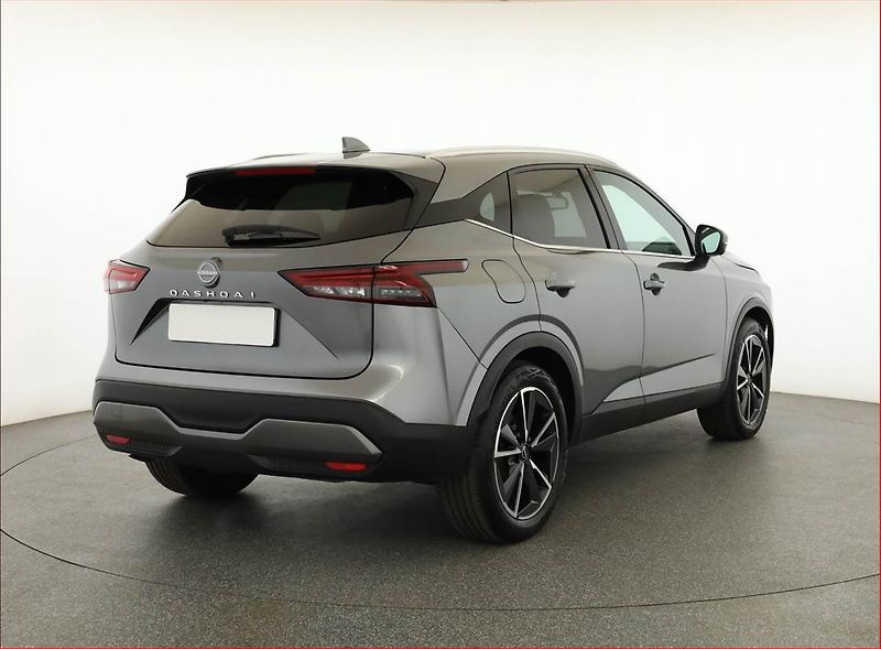 Nissan Qashqai (2024) Tekna 1.3 DIG-T MHEV - fotka 5 z 20