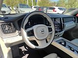 Volvo XC60 B5 AWD PLUS, ACC, LIGHT PAKET - náhled 10