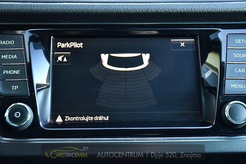 Škoda Fabia 1,2TSi DSG 2xALU 61tKM STYLE  - fotka 41 z 48