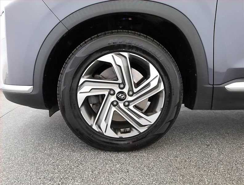 Hyundai Santa Fe (2022) 2.2 CRDi - fotka 21 z 21