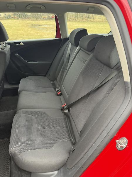 Volkswagen Passat (2009) B6 2.0TDI 103kW, 4x4 - fotka 15 z 19