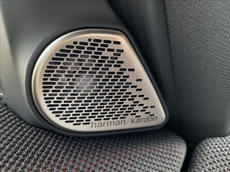 Mini Countryman 0,0 JCW ALL4 - fotka 24 z 31
