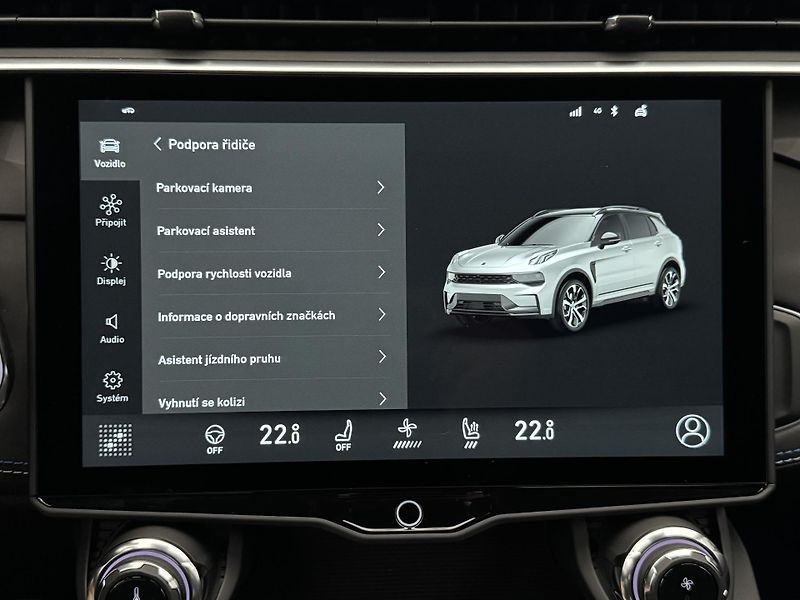 Lynk & Co 01 PHEV DCT AUT 1.maj - fotka 37 z 55