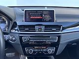 BMW X1 (2022) 2.0D 140kW, X-Drive Alu Kola!  - náhled 25