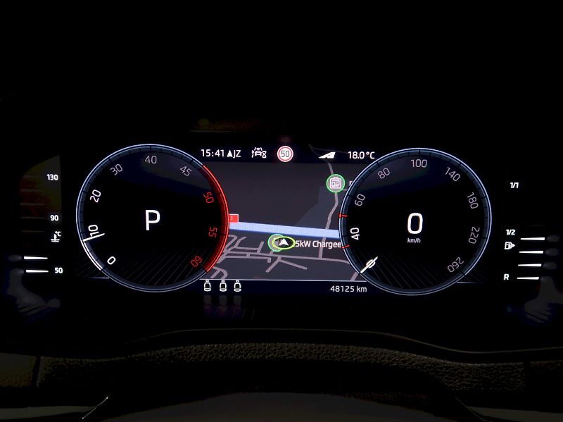 Škoda Karoq (2021) SPORTLINE 2.0TDI 110KW 4x4 DSG - fotka 17 z 43