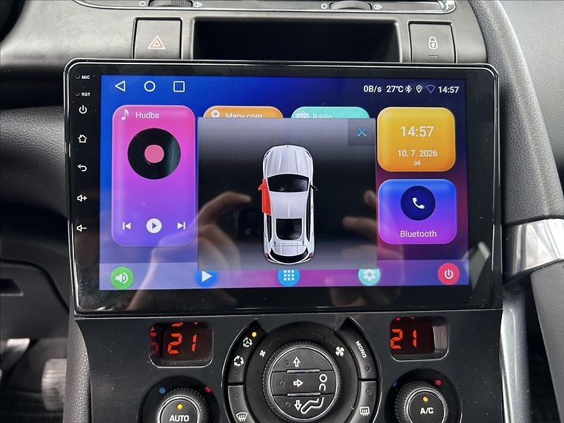 Peugeot 3008 1,6 HDi  Tažné,ALU,Klimatizace - fotka 19 z 43