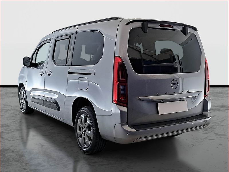 Opel Combo (2024) Maxi Elegance 1.5 CDTI, 7Míst - fotka 4 z 20