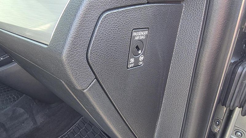 Volkswagen Multivan T6.1. 2.0 TDi LONG comfortline - fotka 26 z 27