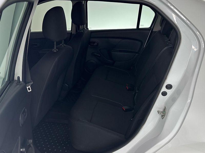 Dacia Logan Access - fotka 8 z 24