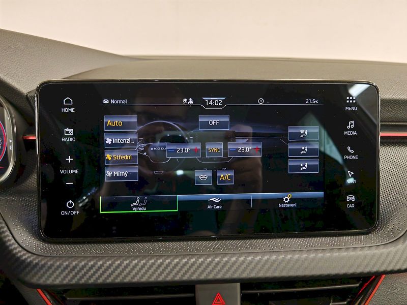 Škoda Kamiq (2025) 1.0 TSI 85 kW Monte Carlo - fotka 14 z 32