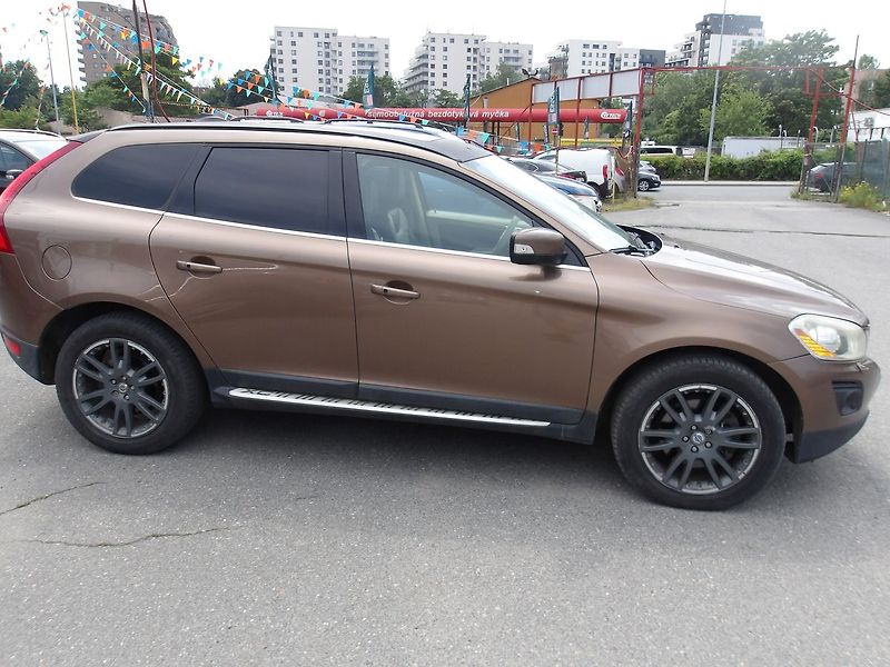 Volvo XC60 (2009) T6 210kW!!! AWD ČR ! AUT.! - fotka 5 z 53