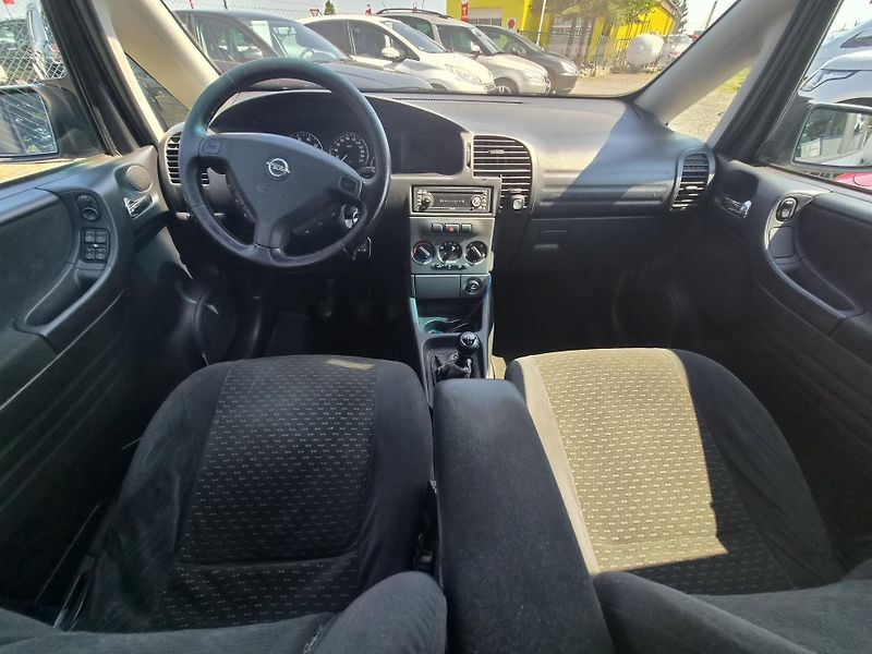 Opel Zafira (2003) 1,6 - fotka 5 z 9