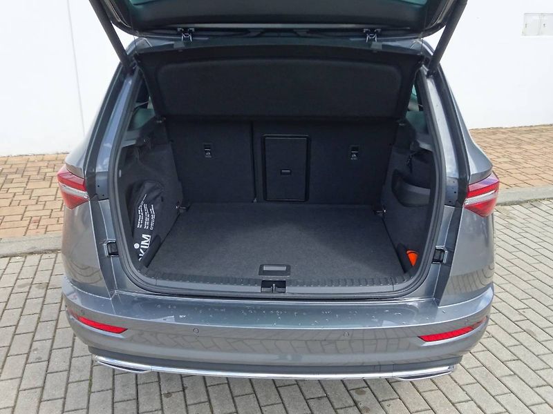 Škoda Karoq (2023) Sportline 1.5 TSI 110kW DSG - fotka 27 z 29