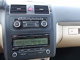 Volkswagen Touran 2,0TDi 103kW PANORAMA ! - náhled 28