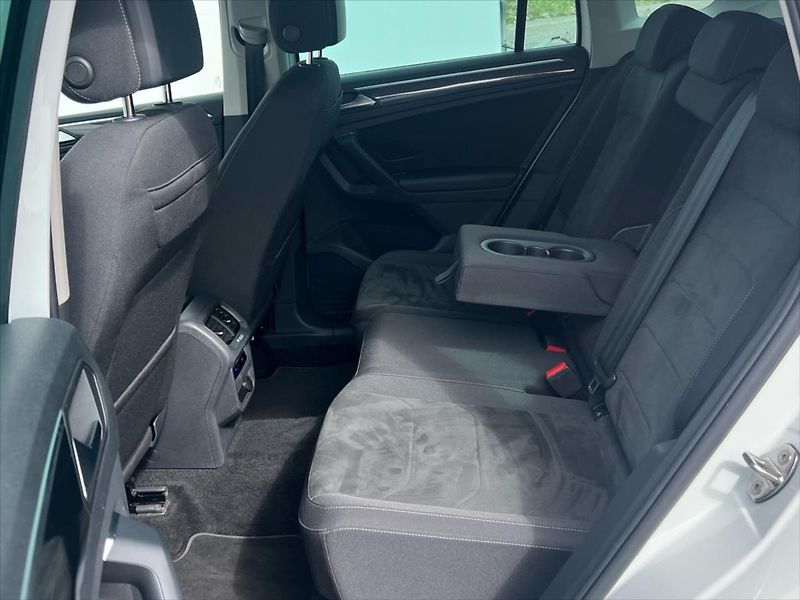 Volkswagen Tiguan 1,5 TSi 110 kW 7DSG ELEGANCE - fotka 13 z 27