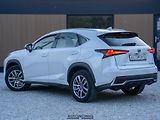 Lexus NX 300h (2020) 2.5 Hybrid AWD adaptív, Navi - náhled 15