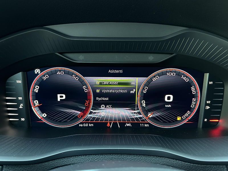 Škoda Karoq 2.0TSi DSG 4x4 Sportline 190PS - fotka 25 z 51