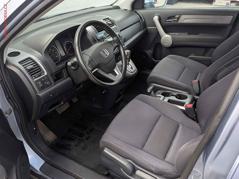 Honda CR-V (2007) 2.0i-VTEC 4x4, ČR, AT, park - fotka 9 z 15