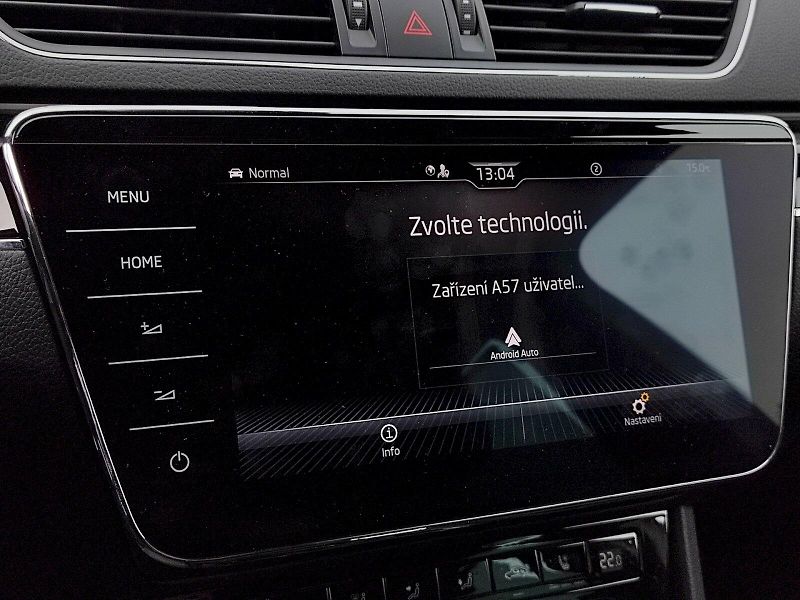 Škoda Superb (2023) Combi L&K 2,0 Tsi 206 Kw 4x4 D - fotka 13 z 43