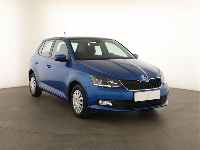 Škoda Fabia (2017) 1.2 TSI, Park. senzory - fotografie inzerátu