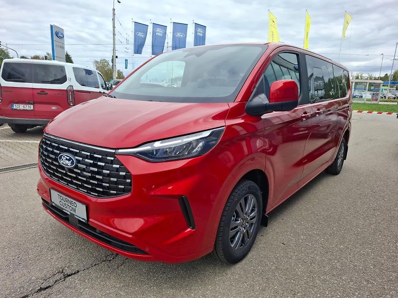 Ford Tourneo Custom (2026) Titanium L2, Tourneo, 2.0 EcoB - fotka 7 z 14