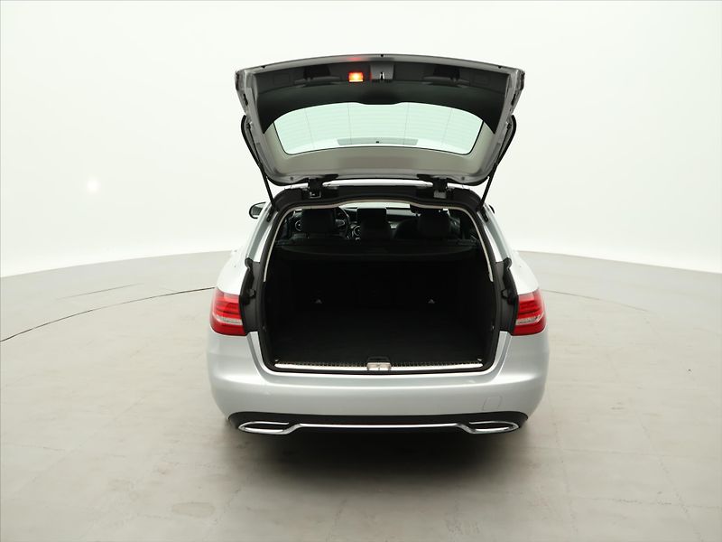 Mercedes-Benz Třídy C 2.1 220d 125kW Aut. Avantgarde - fotka 9 z 32
