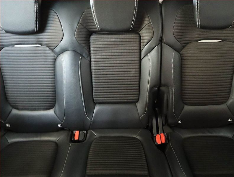 Renault Scénic (2019) 1.3 TCe, Automat, ČR,1.maj - fotka 10 z 24